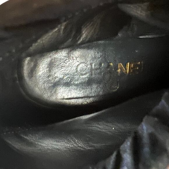 Chanel Blue Suede Ankle Boots, US7/IT 37 - Picture 15 of 16